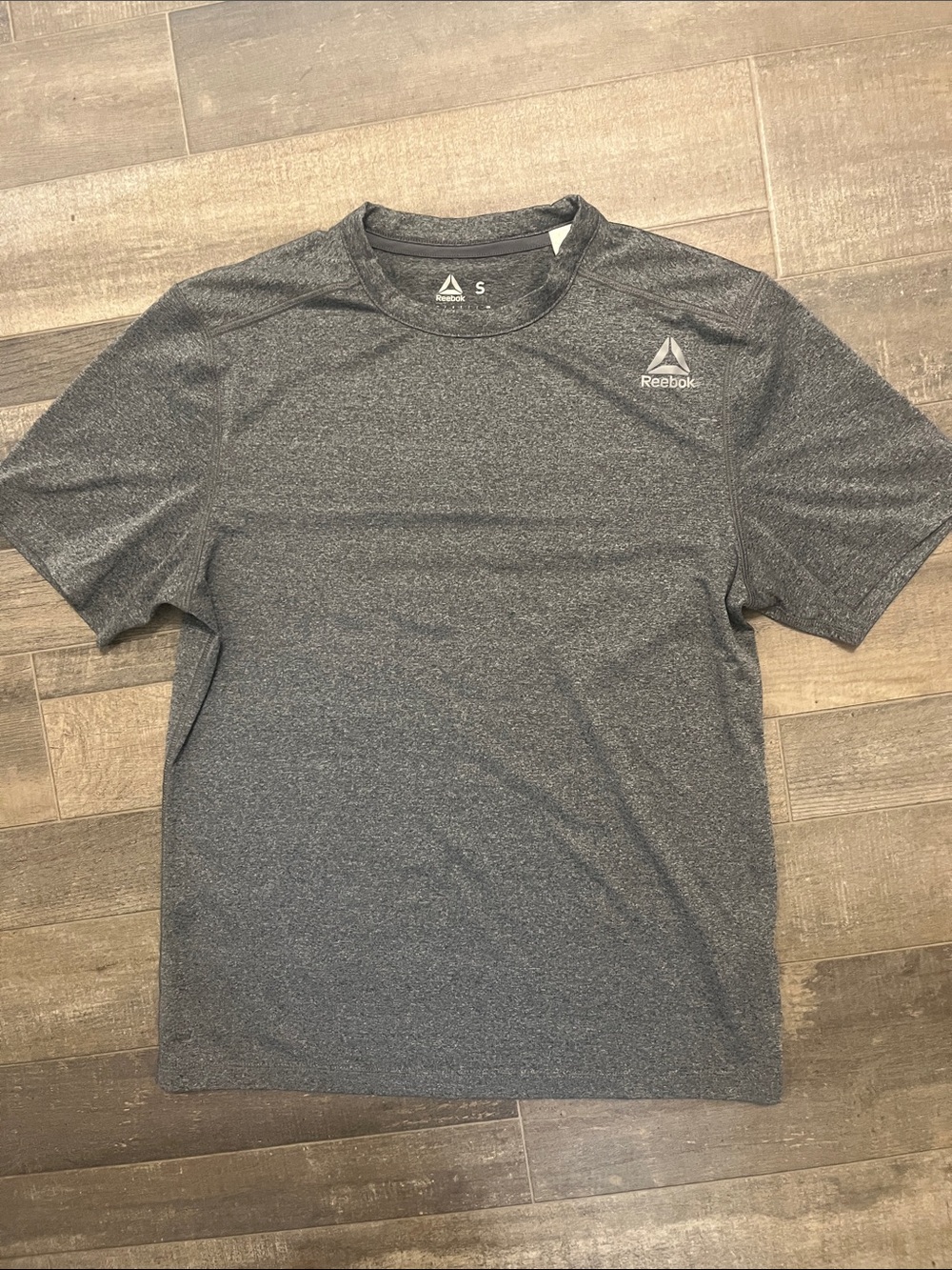 Reebok Men’s Gray Heather Short-Sleeve Performance Tee